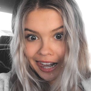 Meet your Posher, Abbi